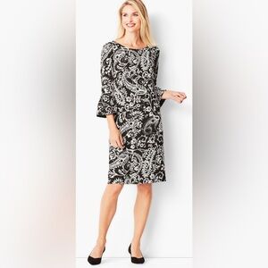 Talbots Black White Paisley Floral Print 3/4 Bell Sleeve Shift Dress Size 2 Flaw